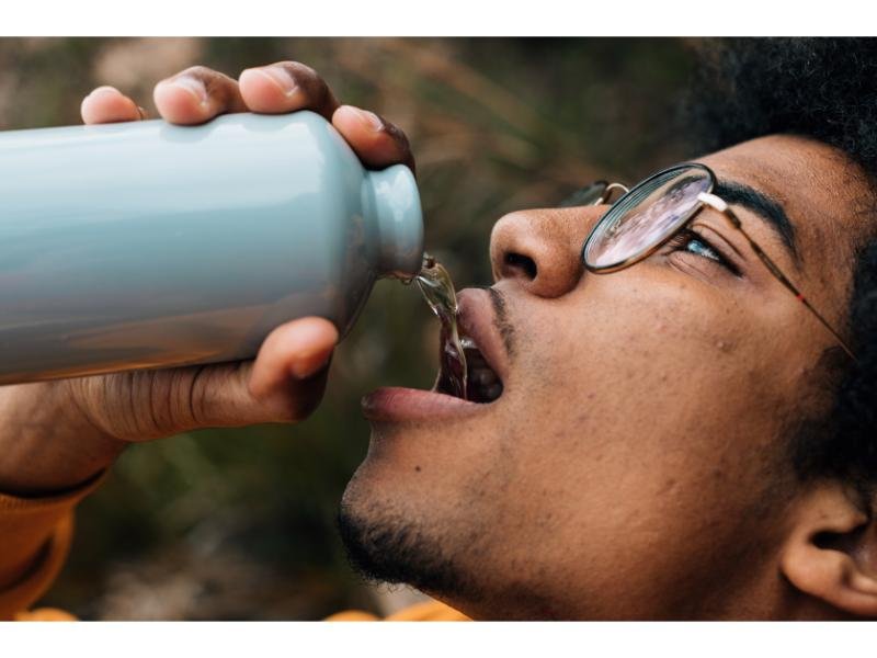 piel seca deshidratada causas
